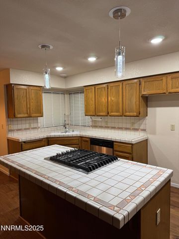 634 Boulder Circle, Dayton, NV 89403