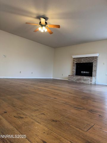 634 Boulder Circle, Dayton, NV 89403