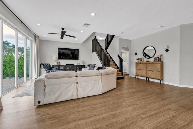 9838 Shepard Place, Wellington, FL 33414