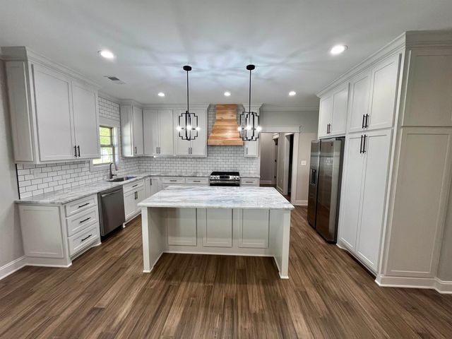 110 RB DR, Savannah, TN 38372