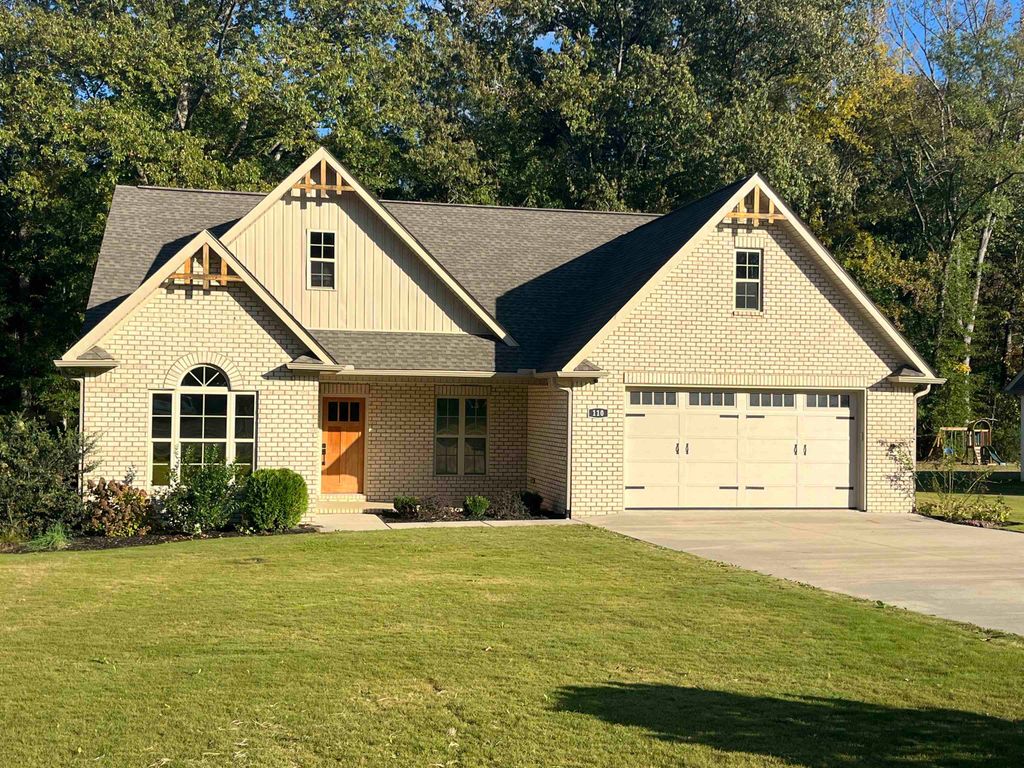 110 RB DR, Savannah, TN 38372