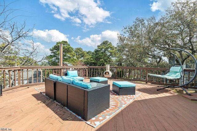 9566 8th Bay ST, Norfolk, VA 23518