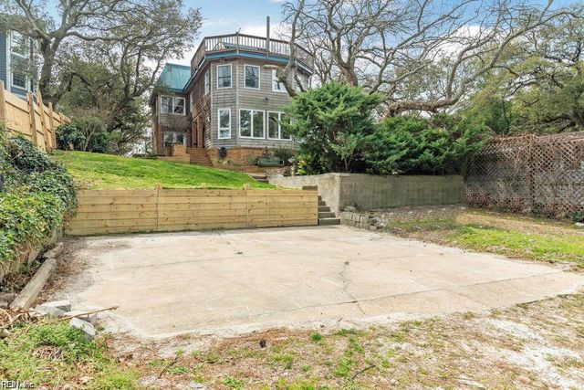 9566 8th Bay ST, Norfolk, VA 23518