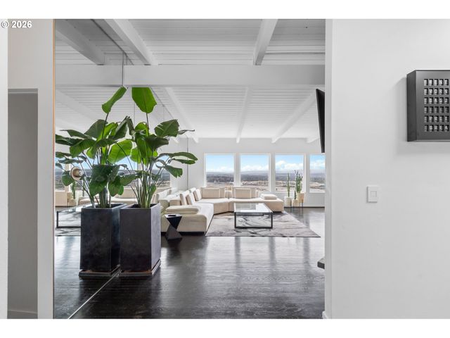 3065 Nw Rio Vista Ter, Portland, OR 97210