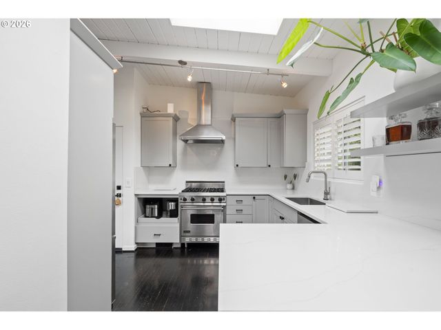 3065 Nw Rio Vista Ter, Portland, OR 97210