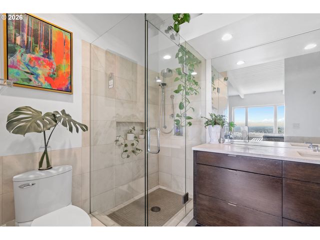 3065 Nw Rio Vista Ter, Portland, OR 97210