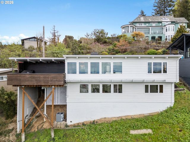 3065 Nw Rio Vista Ter, Portland, OR 97210