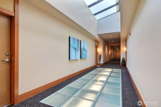 210 W Pioneer #313, Puyallup, WA 98371