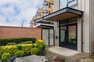 210 W Pioneer #313, Puyallup, WA 98371