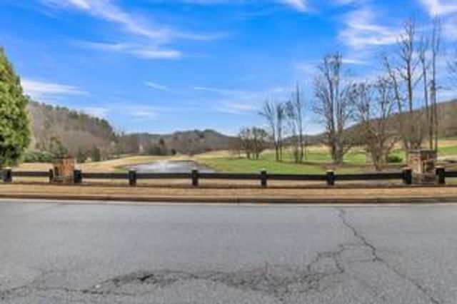 121 Gold Rush Run, Dahlonega, GA 30533