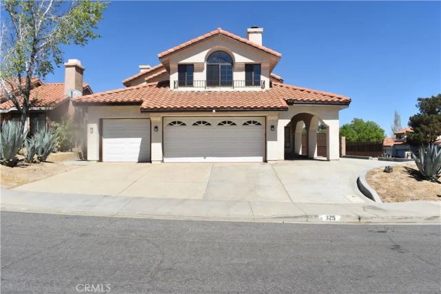 325 Rainbow, Palmdale, CA 93551
