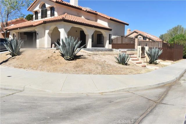 325 Rainbow, Palmdale, CA 93551