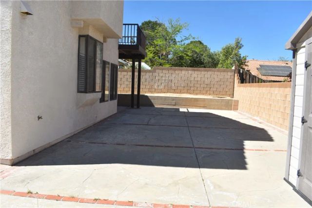 325 Rainbow, Palmdale, CA 93551