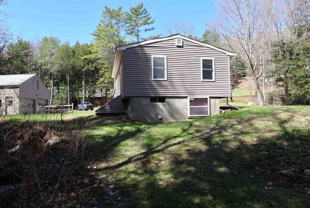 1013 Jericho Road, Hartford, VT 05001