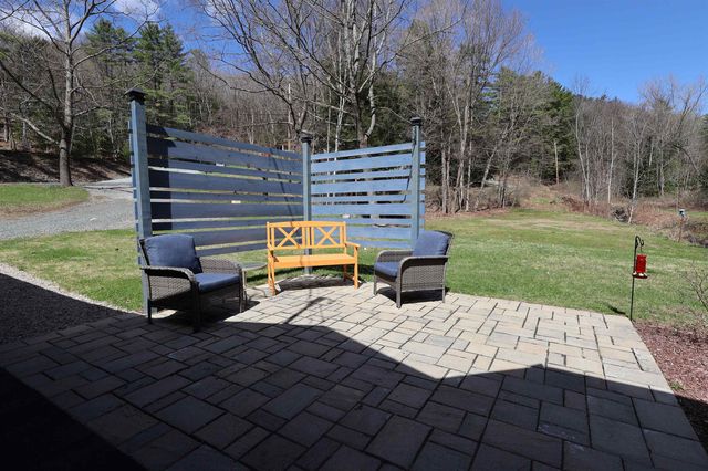 1013 Jericho Road, Hartford, VT 05001