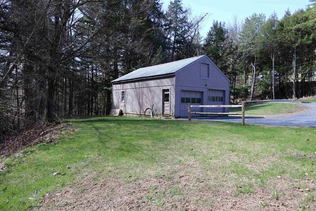 1013 Jericho Road, Hartford, VT 05001