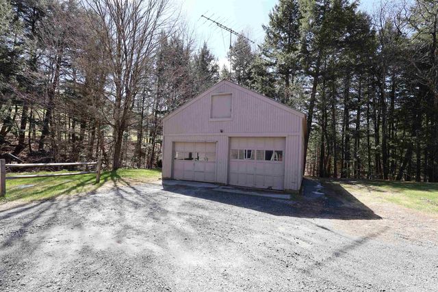 1013 Jericho Road, Hartford, VT 05001