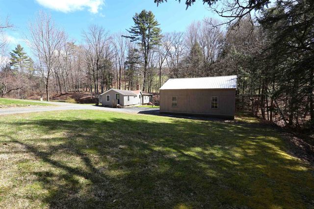 1013 Jericho Road, Hartford, VT 05001