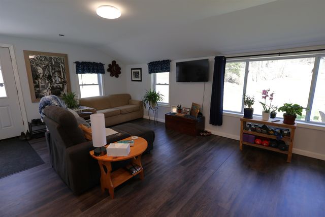1013 Jericho Road, Hartford, VT 05001