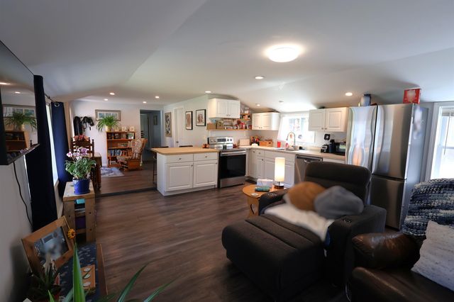 1013 Jericho Road, Hartford, VT 05001
