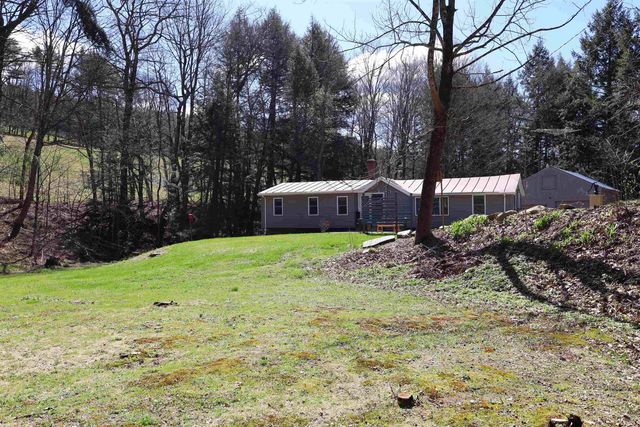 1013 Jericho Road, Hartford, VT 05001