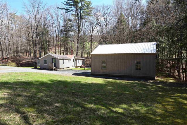 1013 Jericho Road, Hartford, VT 05001
