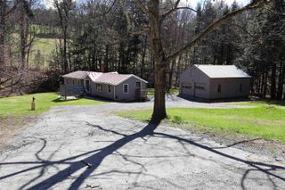 1013 Jericho Road, Hartford, VT 05001