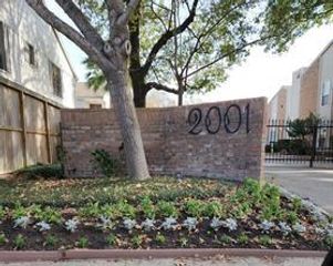 2001 Bering Drive 3M, Houston, TX 77057