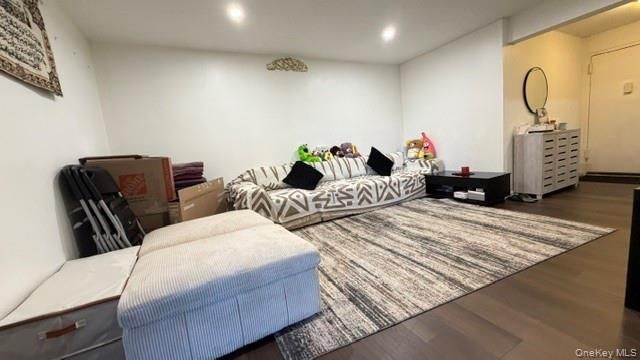 20 Wendell Street C39, Hempstead, NY 11550
