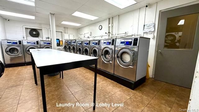 20 Wendell Street C39, Hempstead, NY 11550