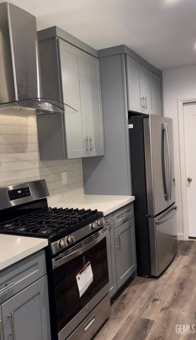 2112 Harrison Drive, Bakersfield, CA 93308