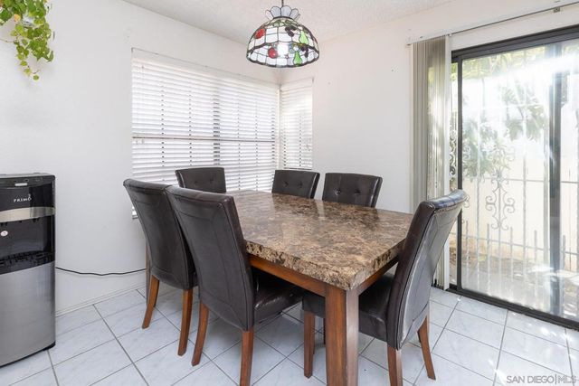 2254 Spring Oak Way, San Diego, CA 92139