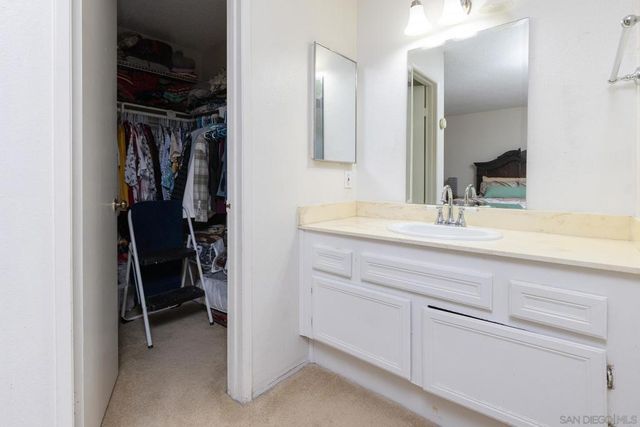 2254 Spring Oak Way, San Diego, CA 92139