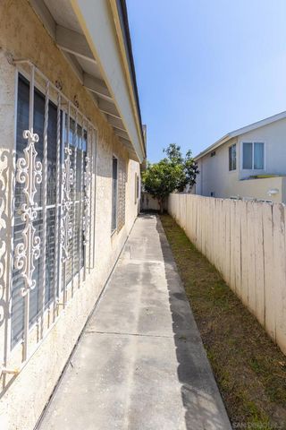 2254 Spring Oak Way, San Diego, CA 92139