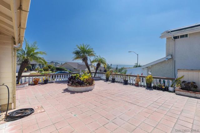 2254 Spring Oak Way, San Diego, CA 92139