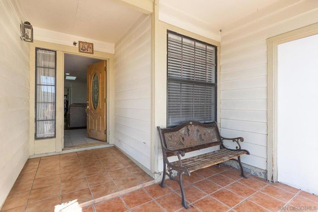 2254 Spring Oak Way, San Diego, CA 92139