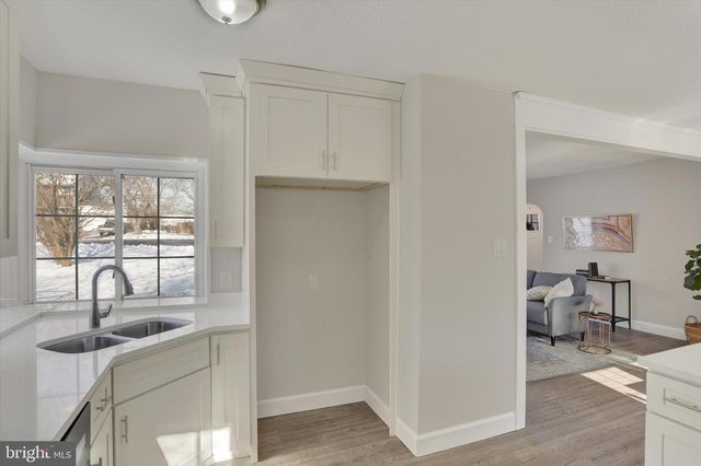 420 E WALNUT ST, Cleona, PA 17042