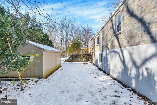 420 E WALNUT ST, Cleona, PA 17042