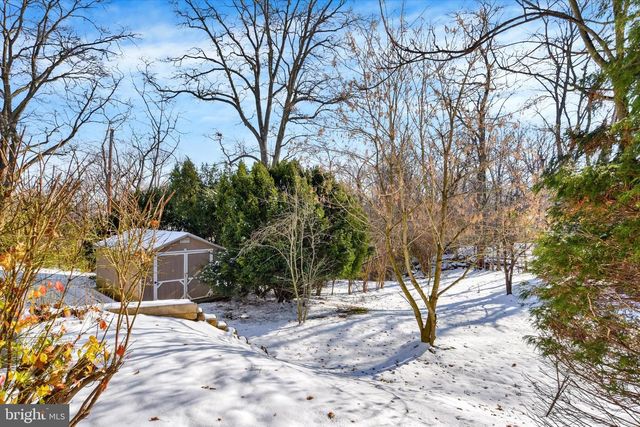 420 E WALNUT ST, Cleona, PA 17042