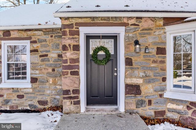 420 E WALNUT ST, Cleona, PA 17042