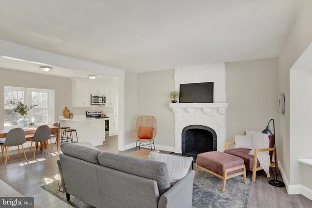 420 E WALNUT ST, Cleona, PA 17042