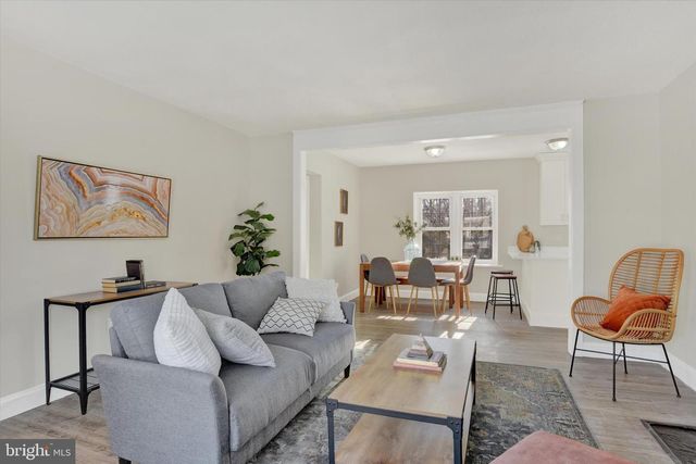 420 E WALNUT ST, Cleona, PA 17042