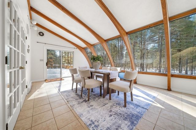 37 Orchard Ln, Wayland, MA 01778