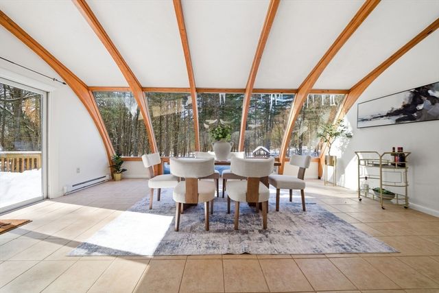 37 Orchard Ln, Wayland, MA 01778