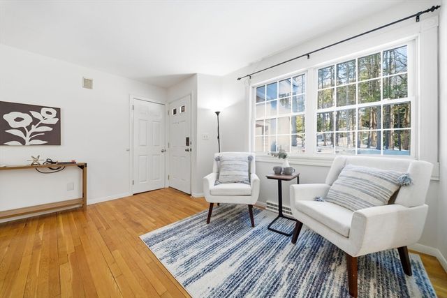 37 Orchard Ln, Wayland, MA 01778