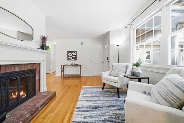 37 Orchard Ln, Wayland, MA 01778