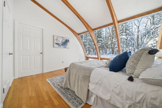 37 Orchard Ln, Wayland, MA 01778