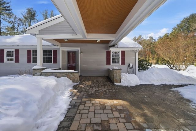 37 Orchard Ln, Wayland, MA 01778