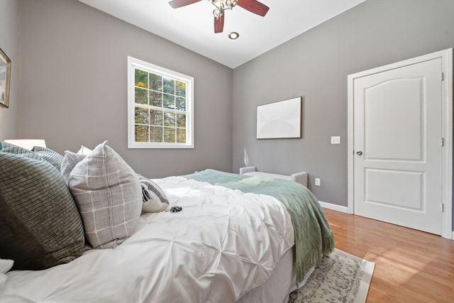 37 Orchard Ln, Wayland, MA 01778