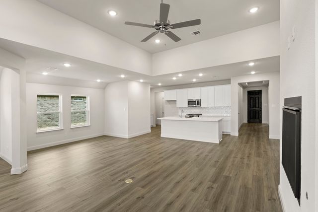 2021 Leighton Top Drive, Royse City, TX 75189